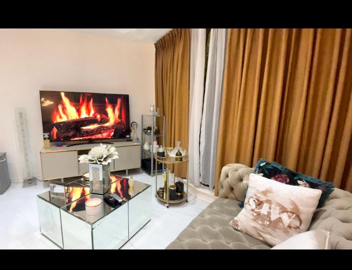 Spacious One Bedroom Ft In Central London King'S Cross Exterior photo